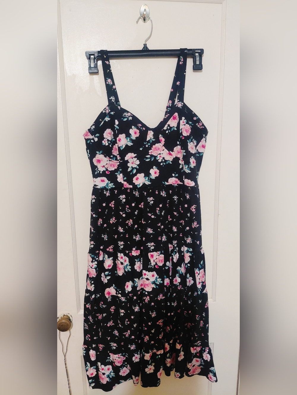 blk Floral Dress with Pink Roses